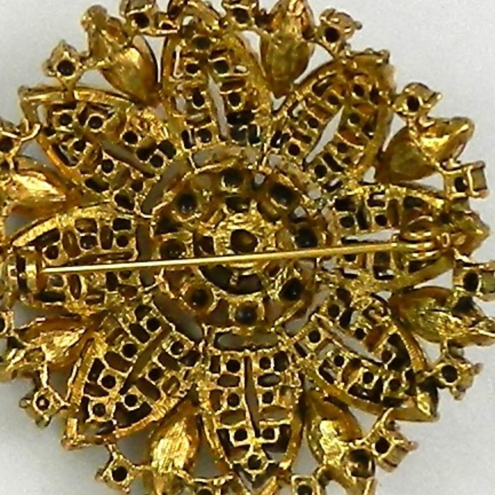 Beautiful Fall Colors Crystal Rhinestone Brooch Unsigned - Picture 4 of 6